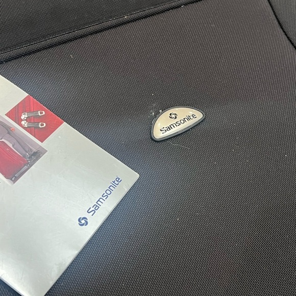 NWT Samsonite 700 Series Ultravalet Classic Black Travel Garment Bag - Picture 3 of 10